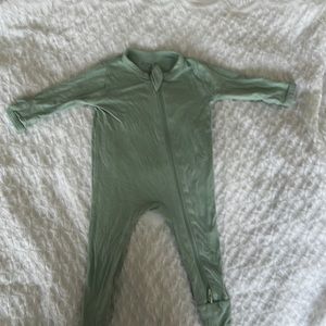 Kyte baby zip footie